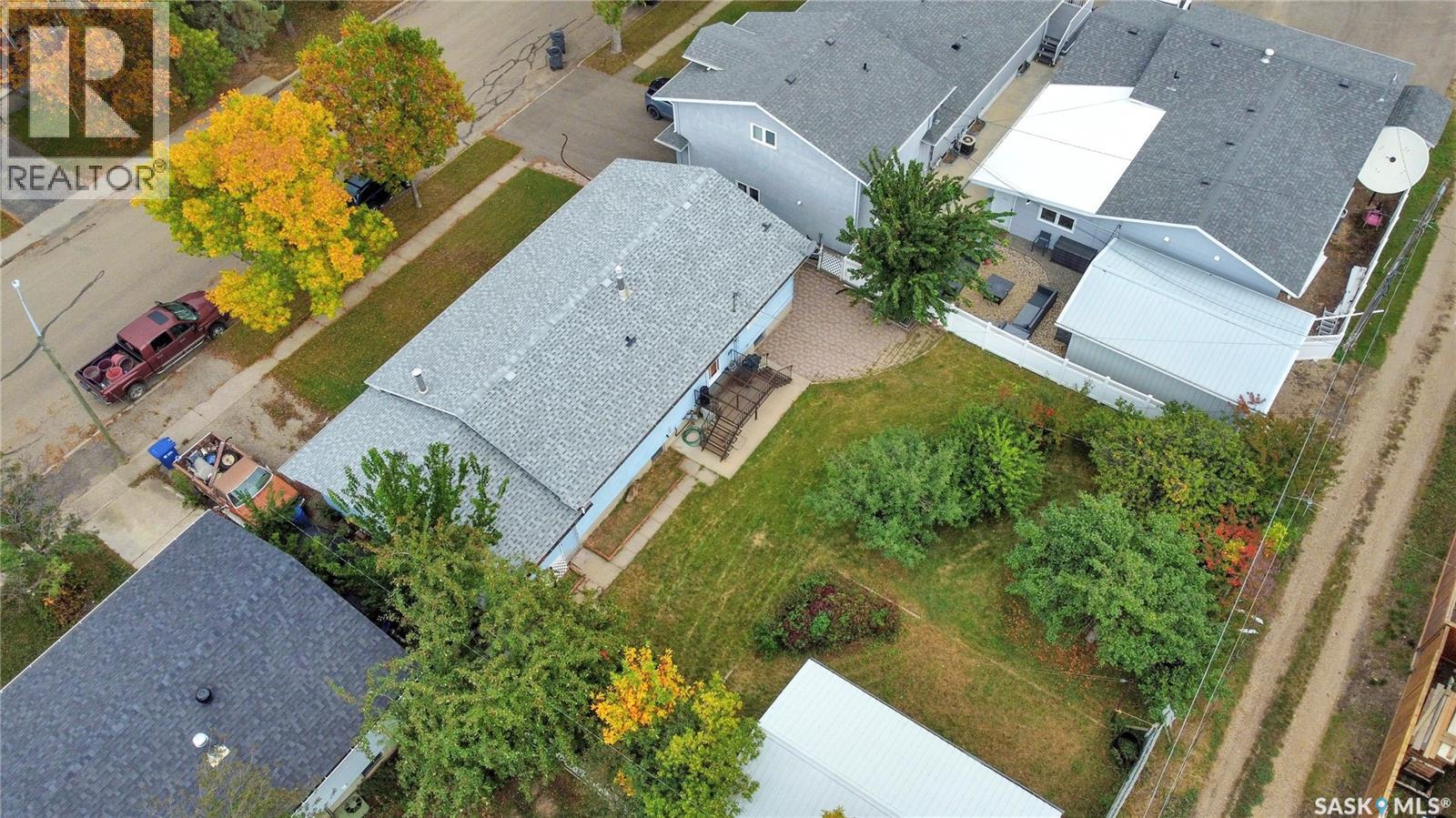 524 6th Avenue E, Assiniboia, Saskatchewan  S0H 0B0 - Photo 50 - SK019396