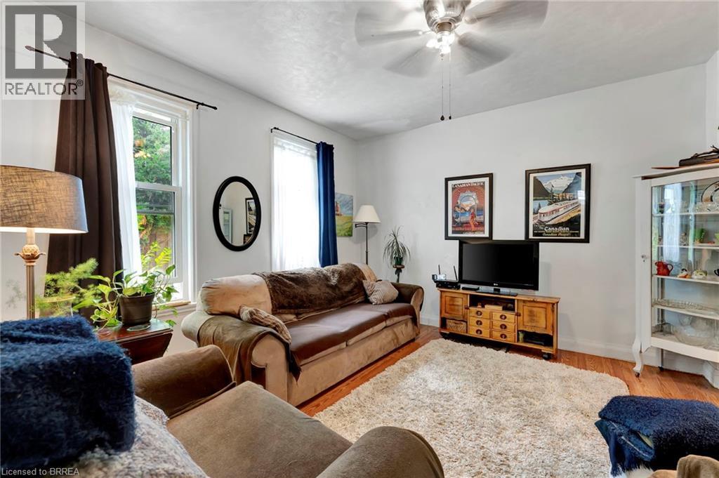 39 Port Street, Brantford, Ontario  N3S 1Y3 - Photo 7 - 40773653