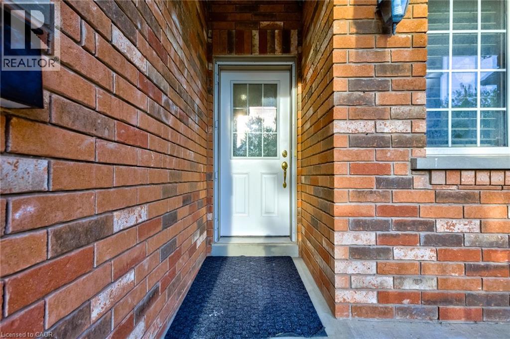 1633 Frolis Street, Oshawa, Ontario  L1K 0L4 - Photo 6 - 40773928