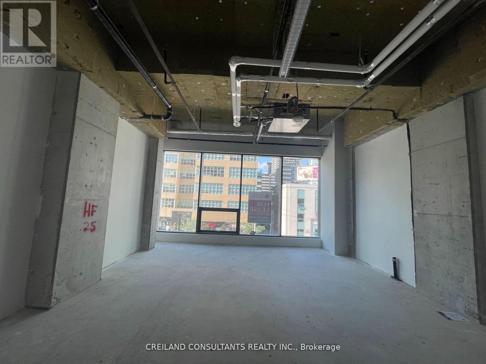 U#207 - 161 Eglinton Avenue E, Toronto, Ontario  M4P 1J5 - Photo 3 - C12428442
