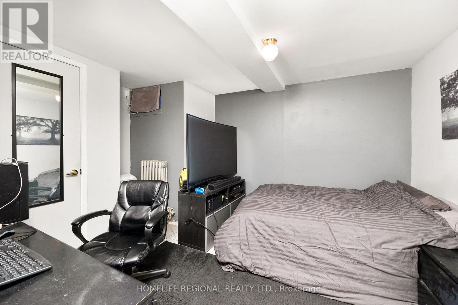 200 Roxton Road, Toronto, Ontario  M6J 2Y5 - Photo 34 - C12428462
