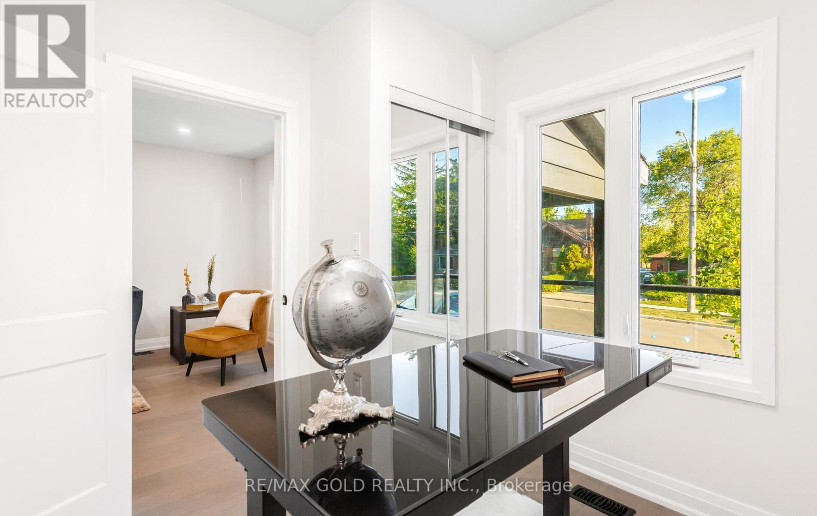 316 Ellerslie Avenue, Toronto, Ontario  M2R 1B7 - Photo 12 - C12428551