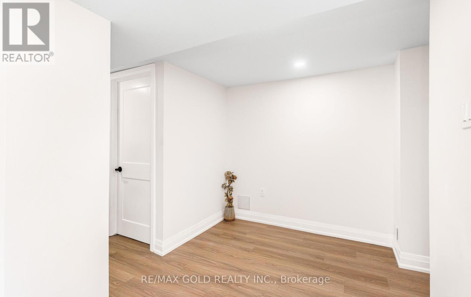316 Ellerslie Avenue, Toronto, Ontario  M2R 1B7 - Photo 32 - C12428551