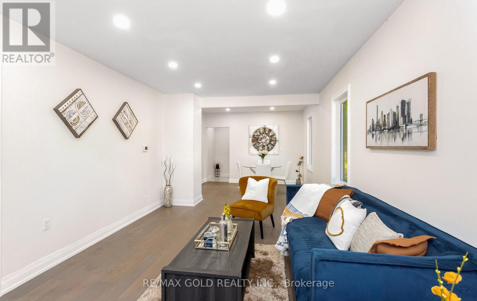 316 Ellerslie Avenue, Toronto, Ontario  M2R 1B7 - Photo 6 - C12428551