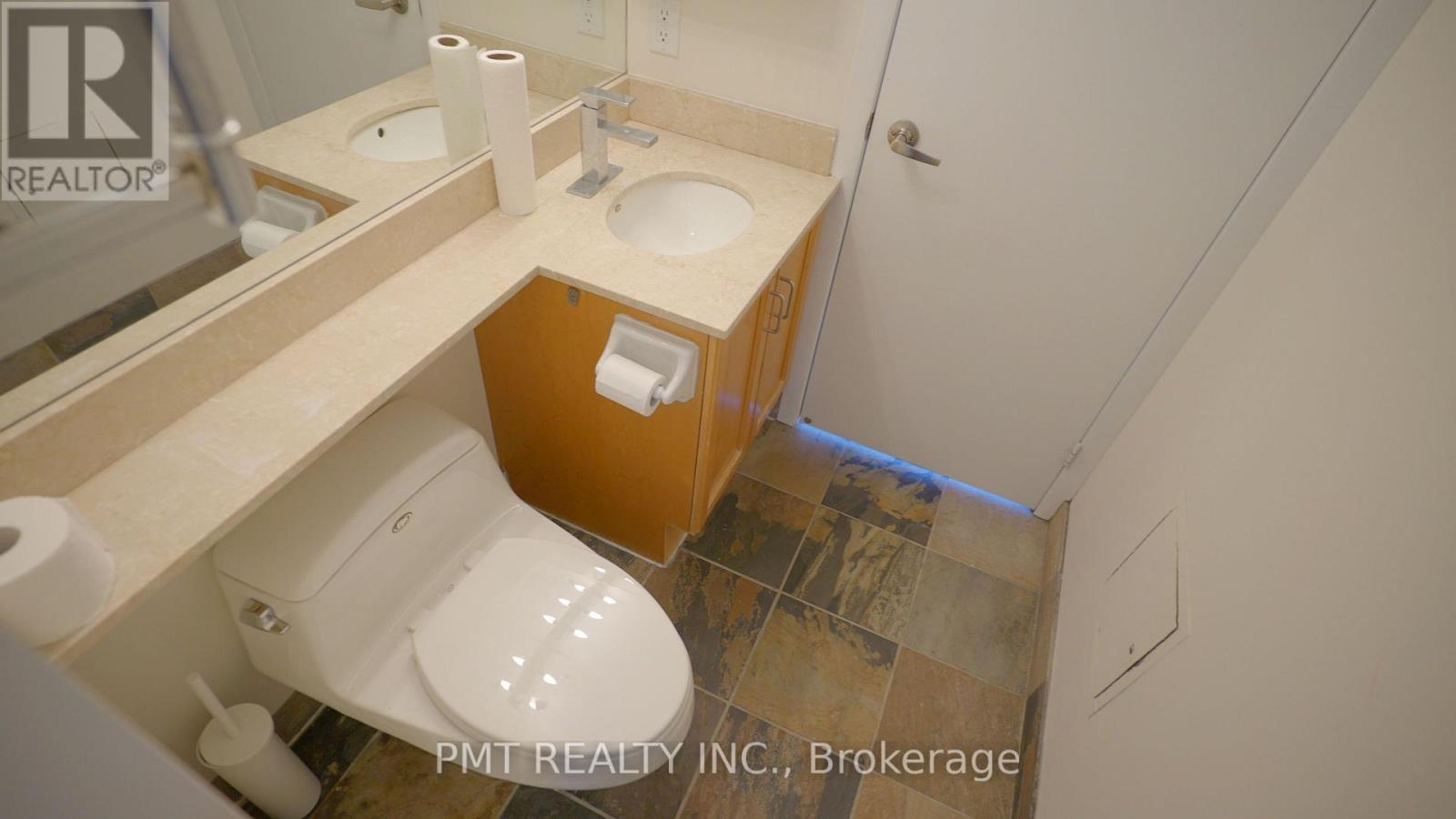 3008 - 210 Victoria Street, Toronto, Ontario  M5B 2R3 - Photo 15 - C12428571