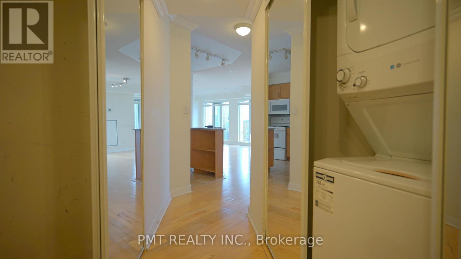 3008 - 210 Victoria Street, Toronto, Ontario  M5B 2R3 - Photo 5 - C12428571