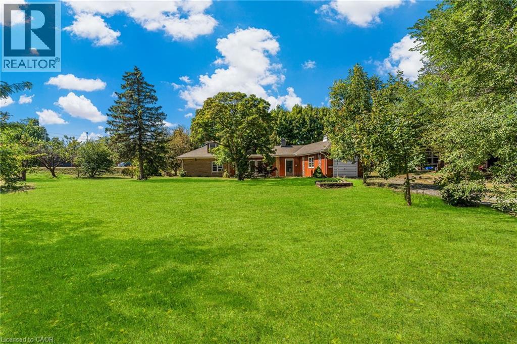 21 First Avenue, Welland, Ontario  L3C 1X7 - Photo 3 - 40772625