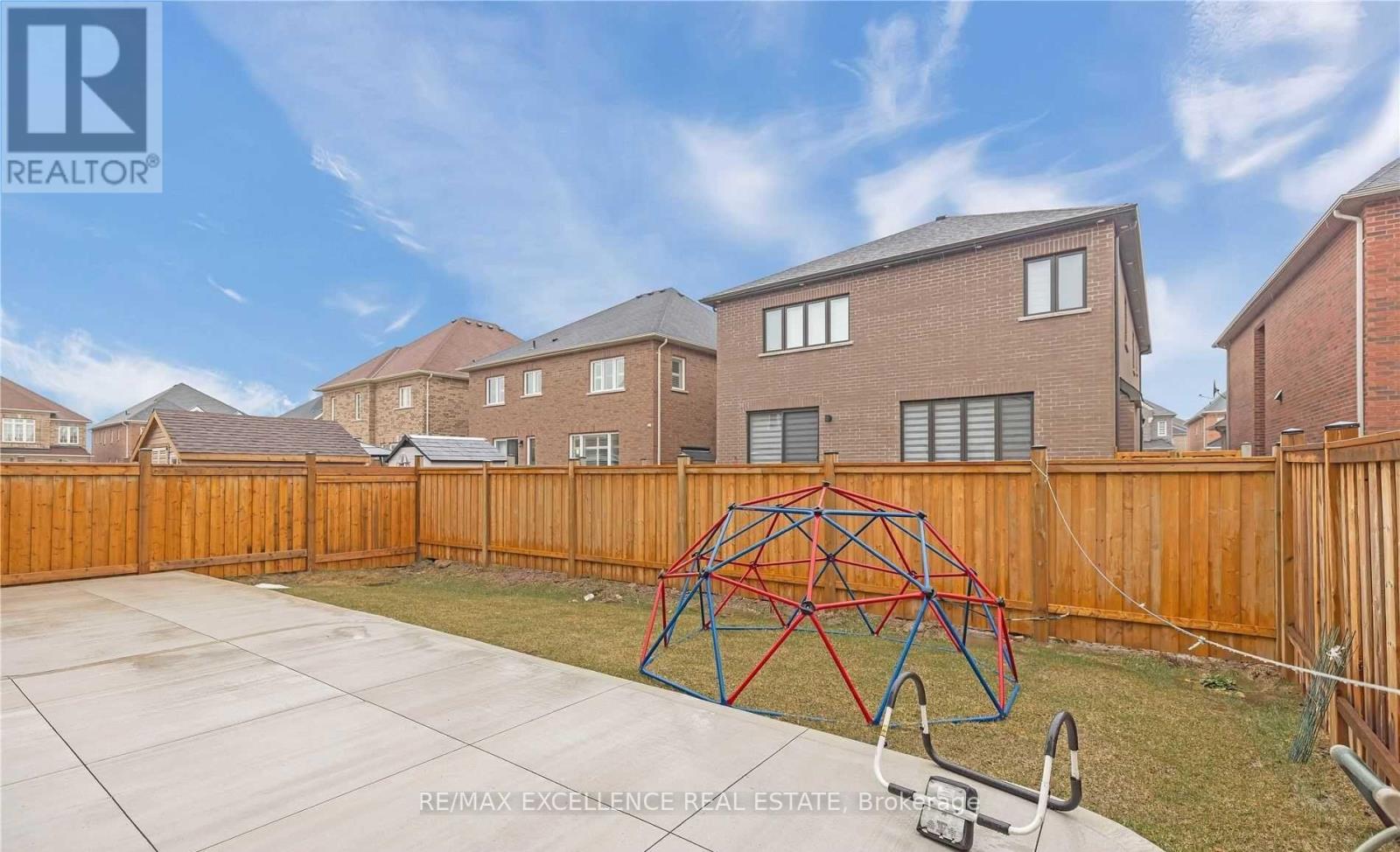 6 Godliman Road, Brampton, Ontario  L6X 3C2 - Photo 23 - W12424943