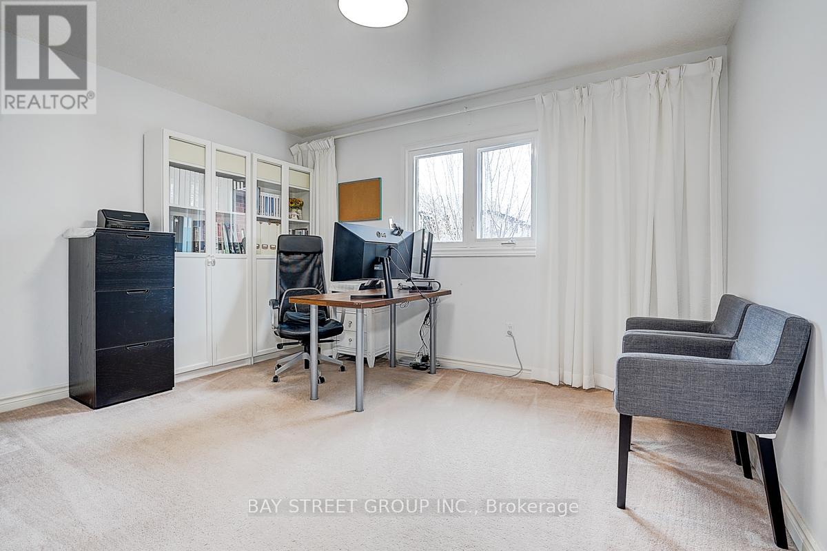 354 Rouge Hill Court, Pickering, Ontario  L1V 6L5 - Photo 24 - E12428469