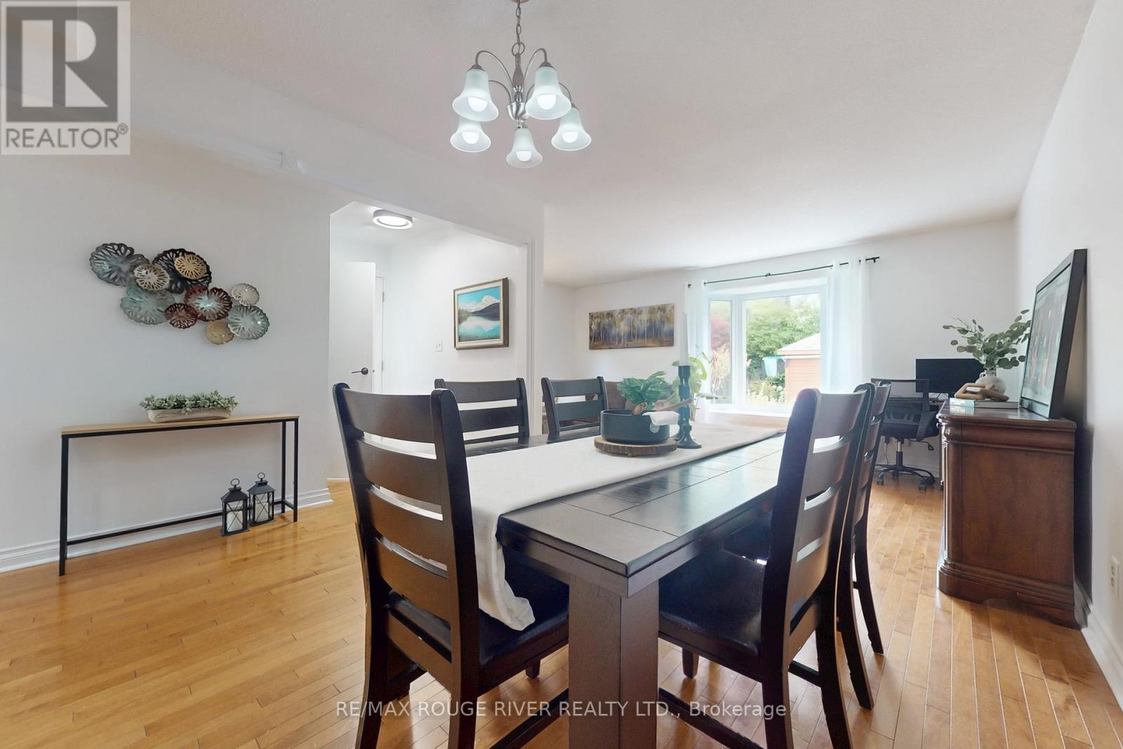 817 Finley Avenue, Ajax, Ontario  L1S 3S1 - Photo 13 - E12428521