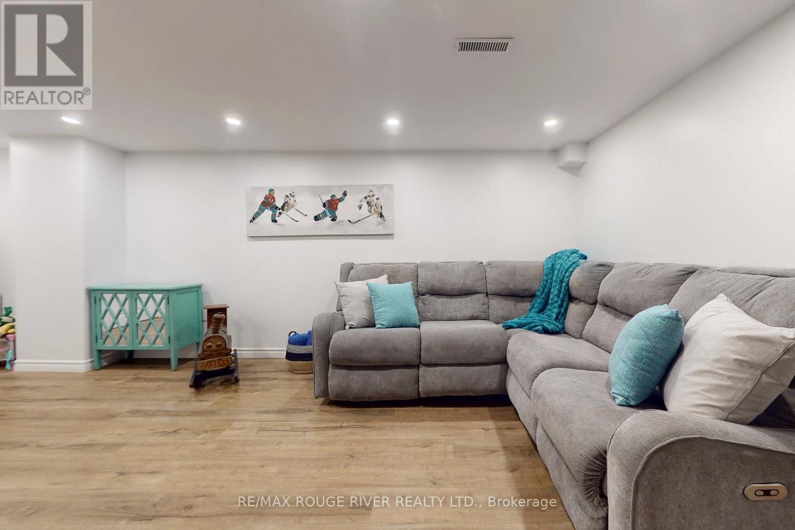 817 Finley Avenue, Ajax, Ontario  L1S 3S1 - Photo 22 - E12428521