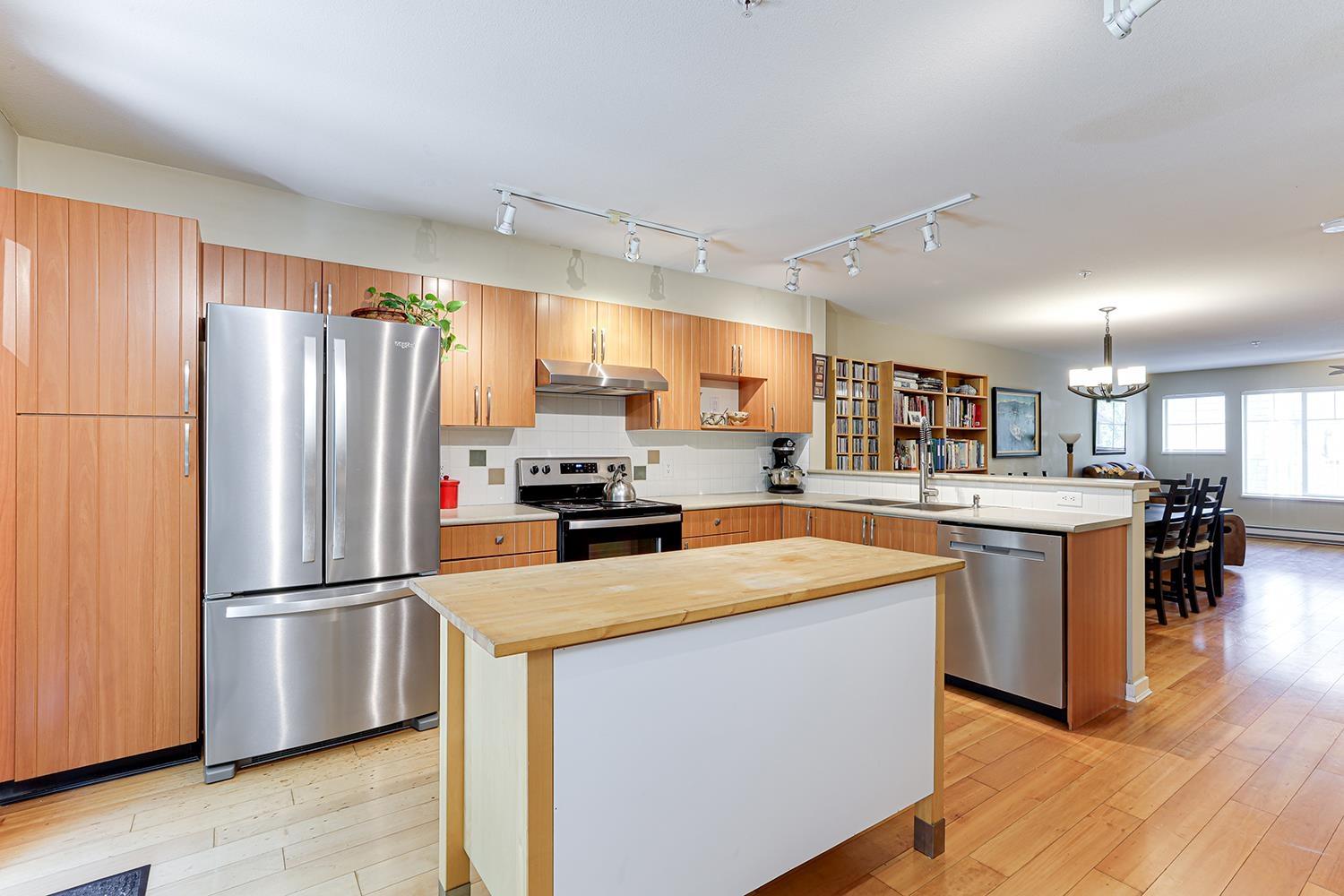 60 20761 Duncan Way, Langley, British Columbia  V3A 9L4 - Photo 4 - R3051439