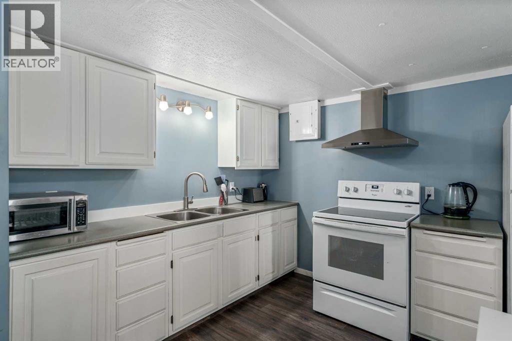 23, 2106 50 Street Se, Calgary, Alberta  T2B 1M7 - Photo 6 - A2259758