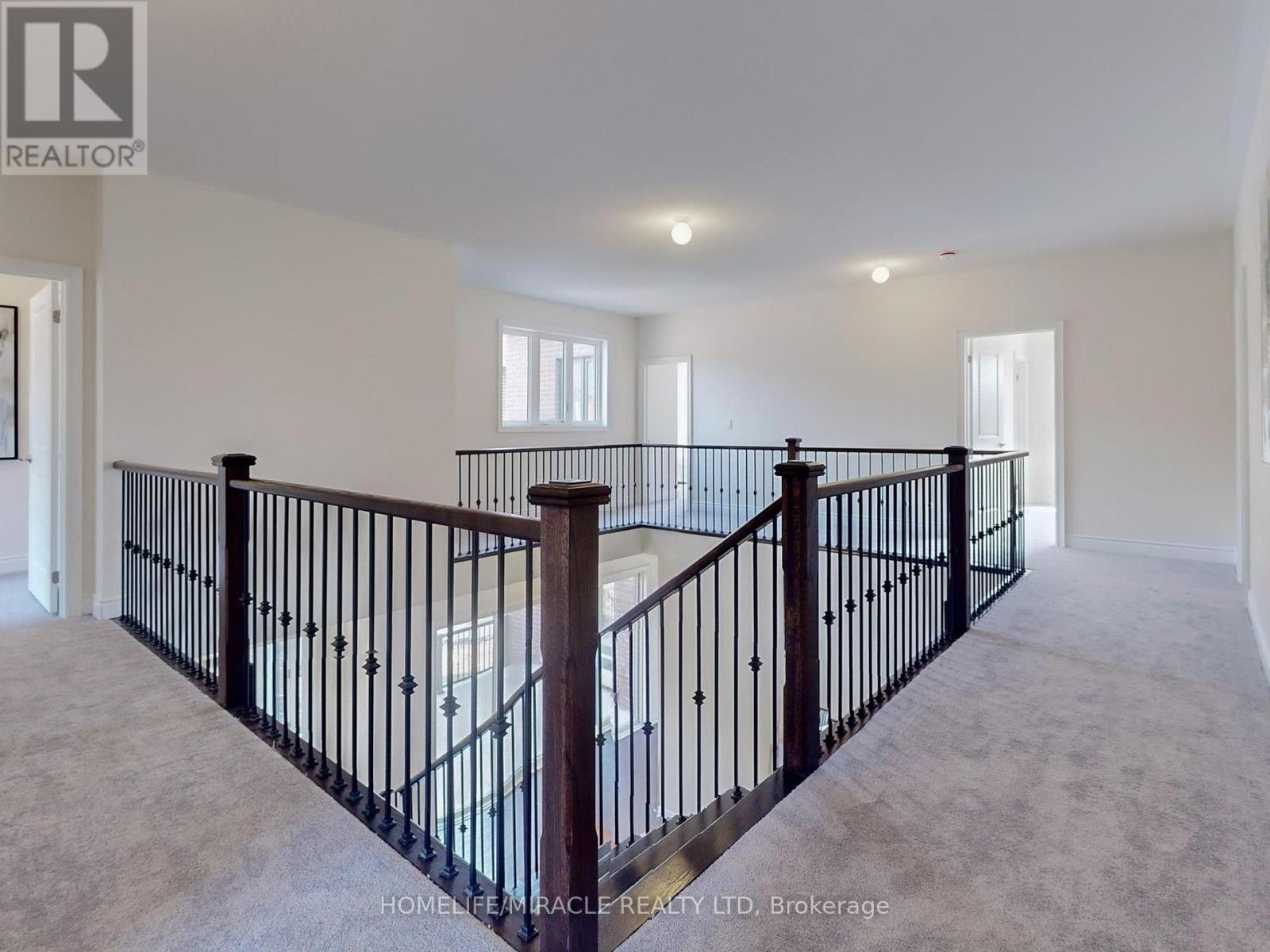 25 Joiner Circle, Whitchurch-Stouffville, Ontario  L4A 4W9 - Photo 25 - N12428431