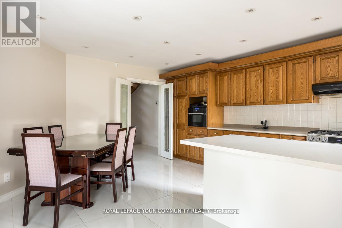 117 Hayhoe Avenue, Vaughan, Ontario  L4L 1S5 - Photo 15 - N12428432