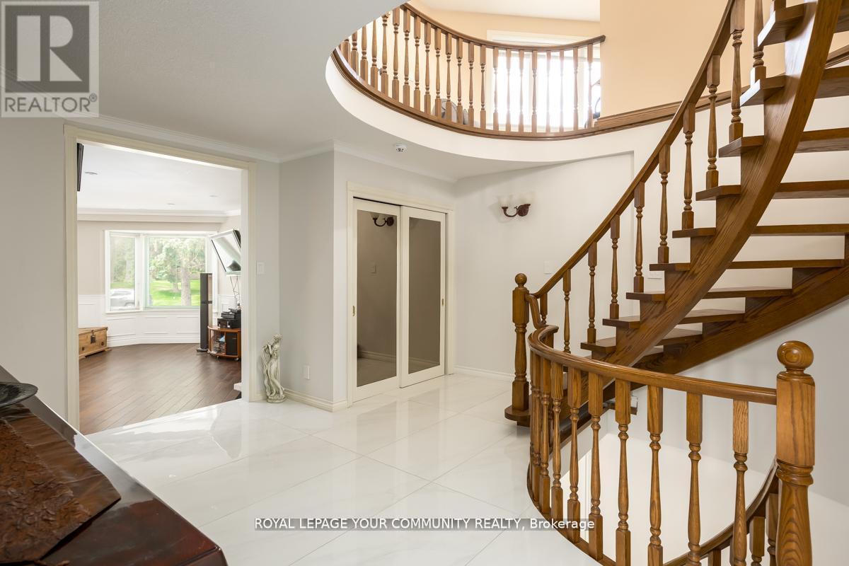 117 Hayhoe Avenue, Vaughan, Ontario  L4L 1S5 - Photo 22 - N12428432