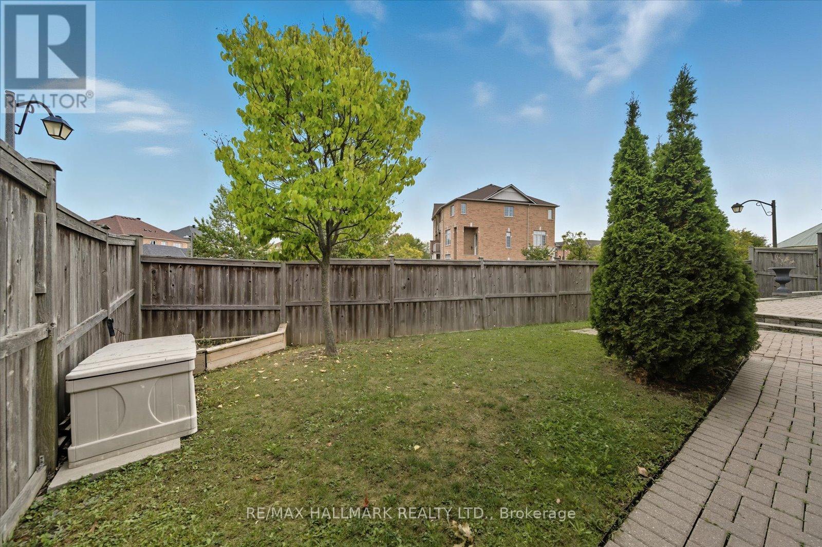 23 - 20 Greensborough Villag Circle, Markham (Greensborough), Ontario  L6E 1M4 - Photo 39 - N12428449