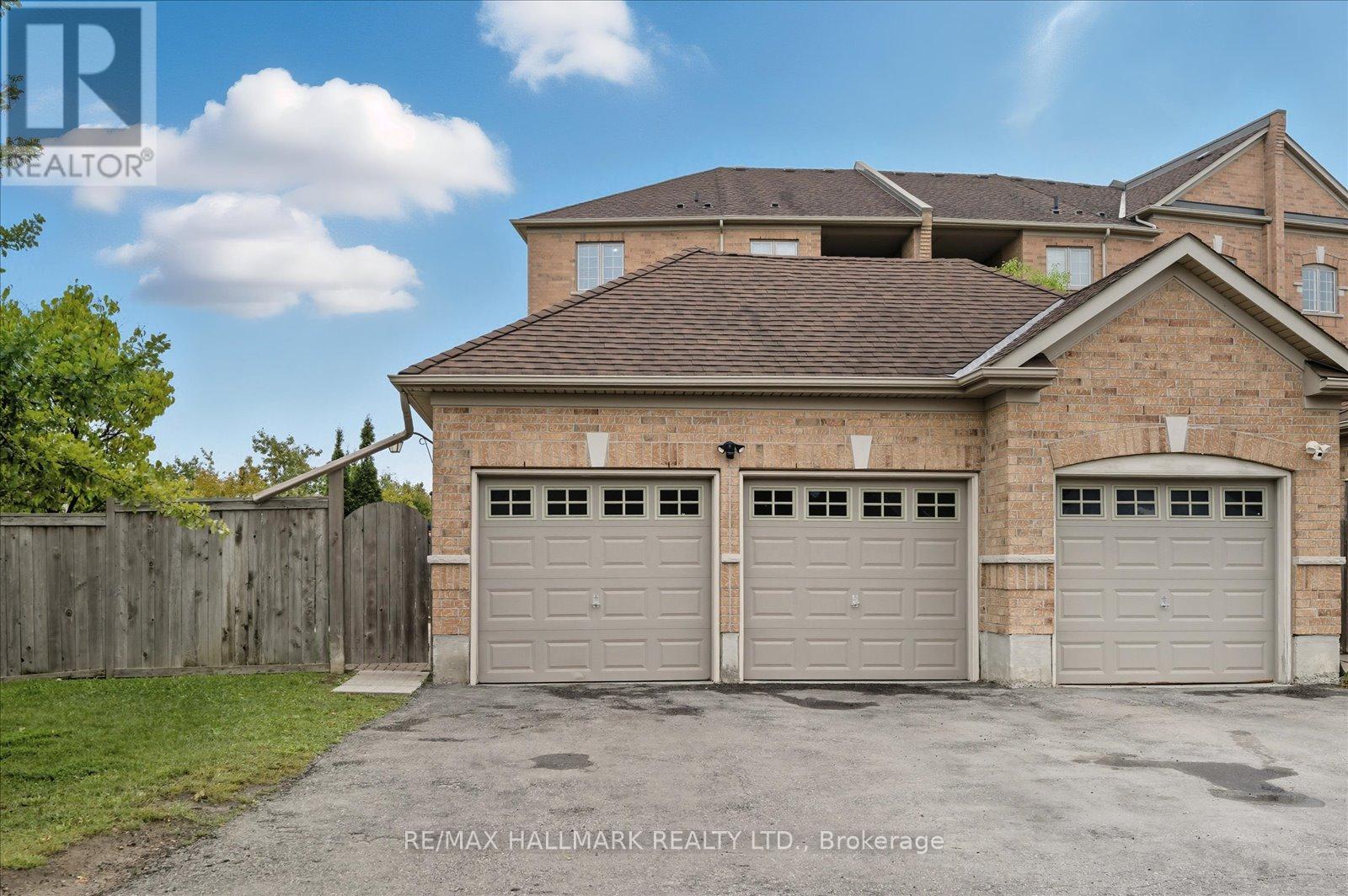 23 - 20 Greensborough Villag Circle, Markham (Greensborough), Ontario  L6E 1M4 - Photo 41 - N12428449