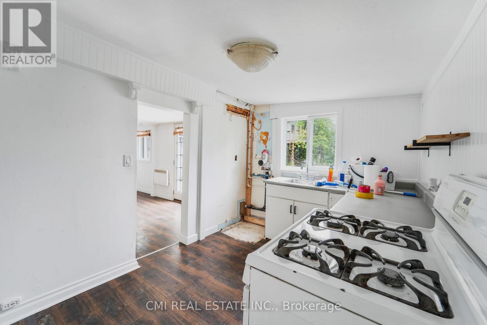 532 James Street, Brock, Ontario  L0K 1A0 - Photo 11 - N12428481
