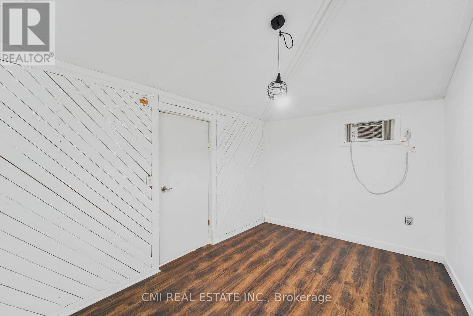 532 James Street, Brock, Ontario  L0K 1A0 - Photo 16 - N12428481