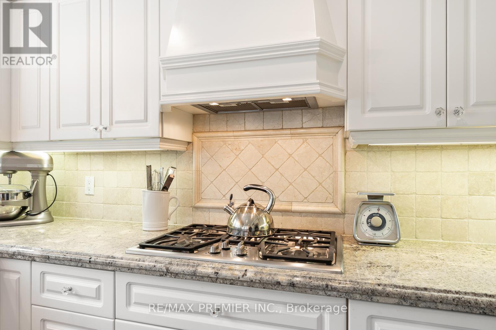 82 Jules Avenue, Vaughan, Ontario  L4L 1Y3 - Photo 18 - N12428484