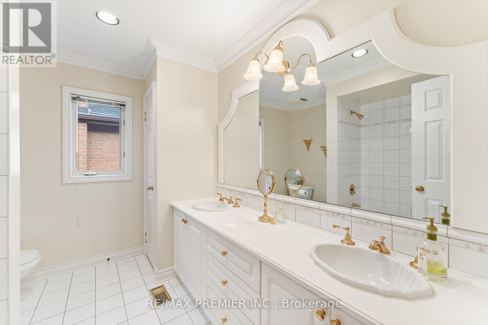 82 Jules Avenue, Vaughan, Ontario  L4L 1Y3 - Photo 34 - N12428484