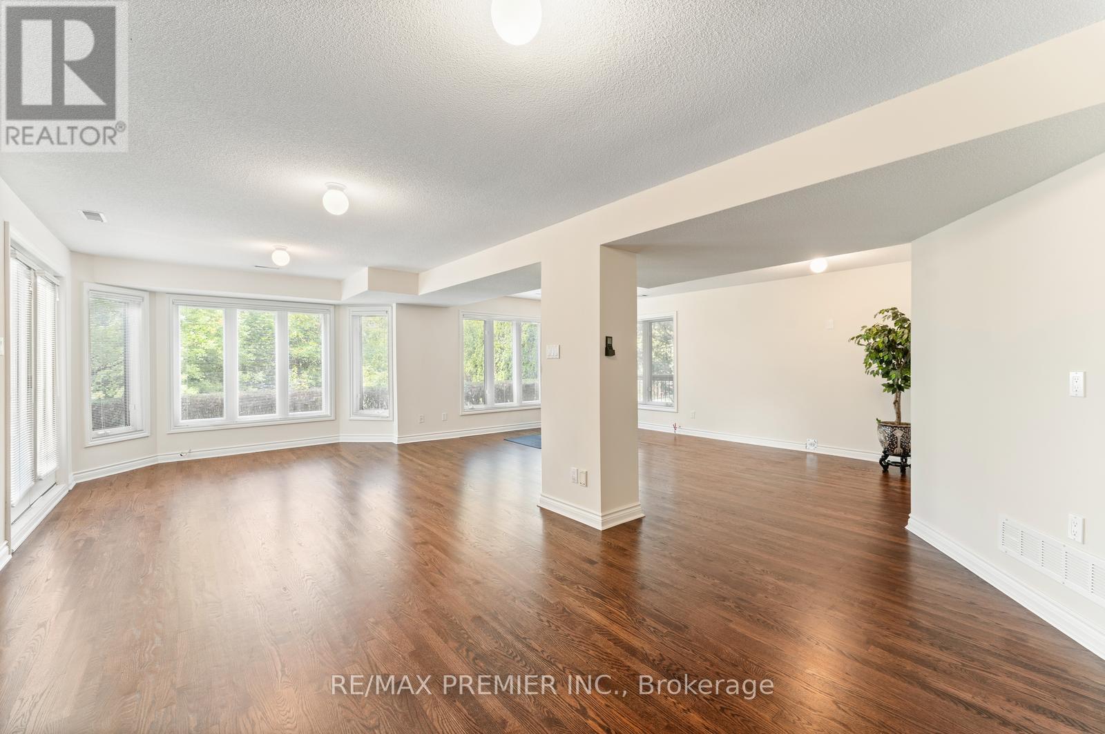 82 Jules Avenue, Vaughan, Ontario  L4L 1Y3 - Photo 39 - N12428484