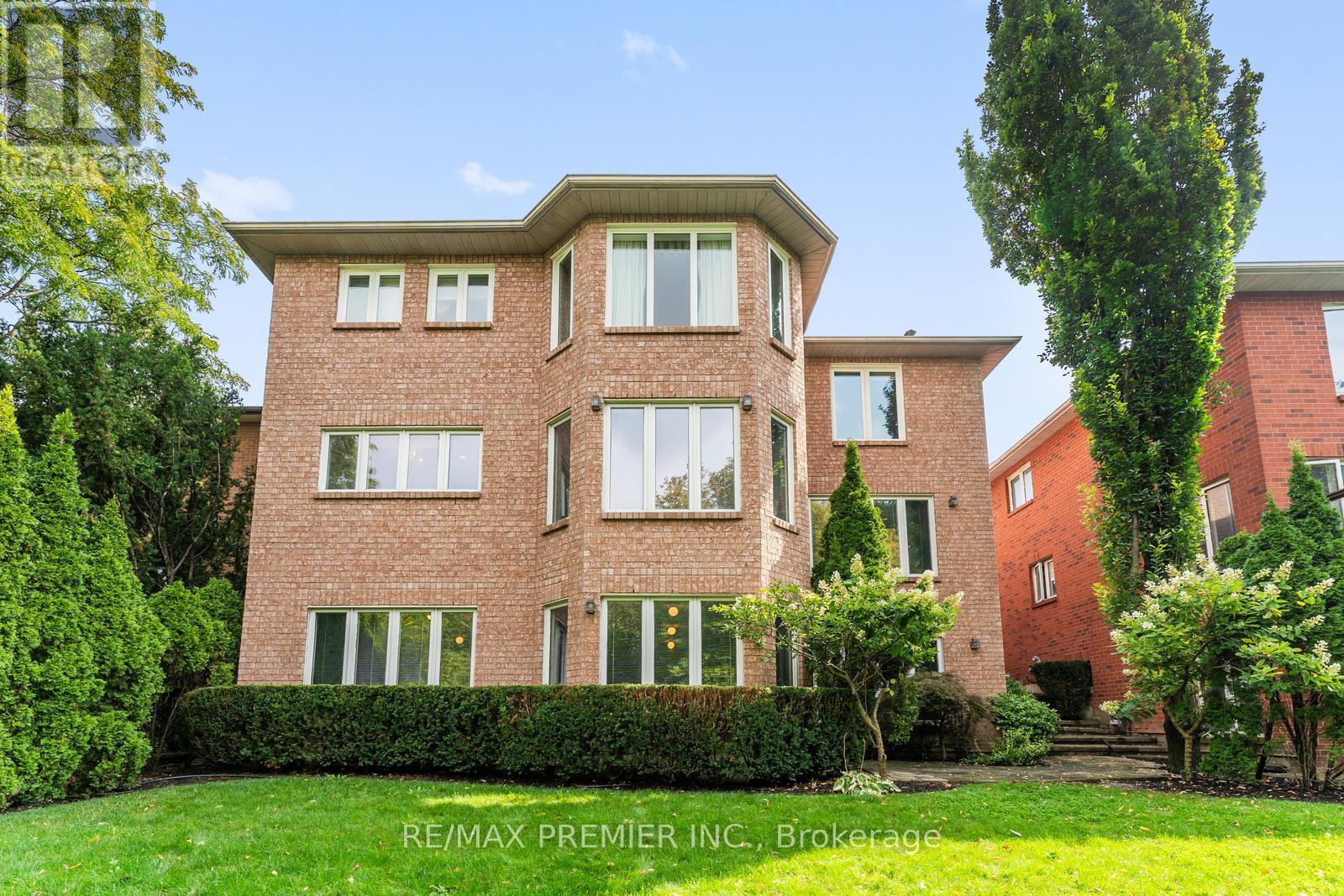 82 Jules Avenue, Vaughan, Ontario  L4L 1Y3 - Photo 42 - N12428484
