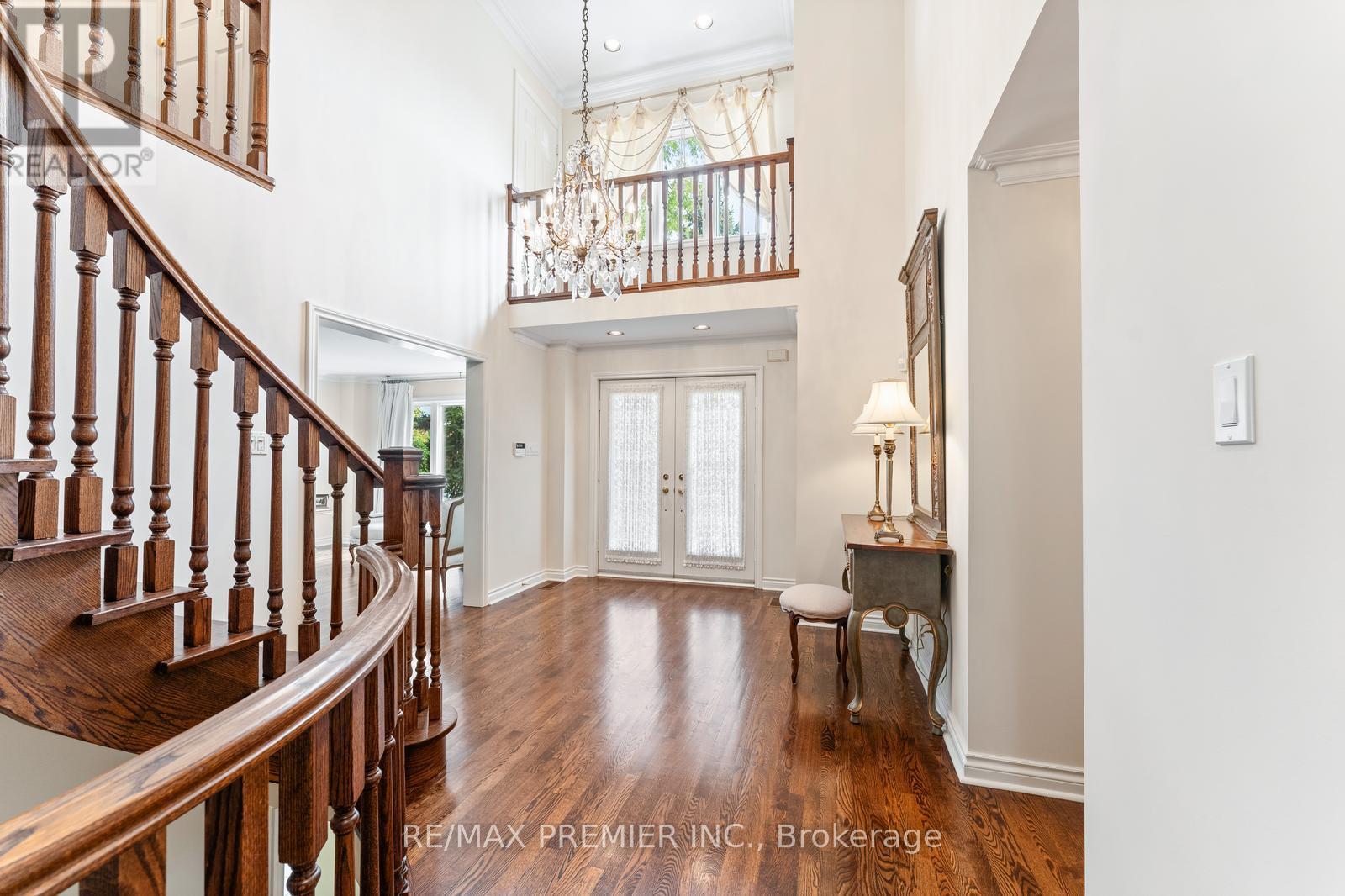 82 Jules Avenue, Vaughan, Ontario  L4L 1Y3 - Photo 5 - N12428484
