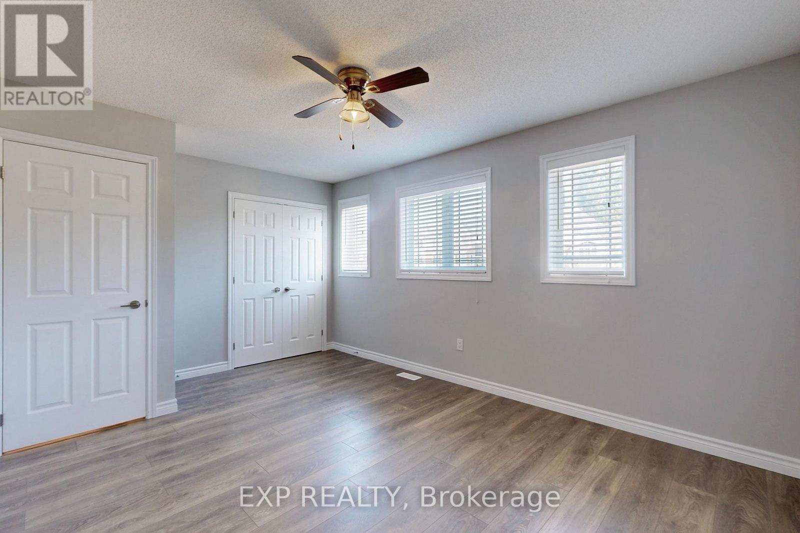 1511 Ceresino Crescent, Innisfil, Ontario  L9S 0B8 - Photo 13 - N12428556