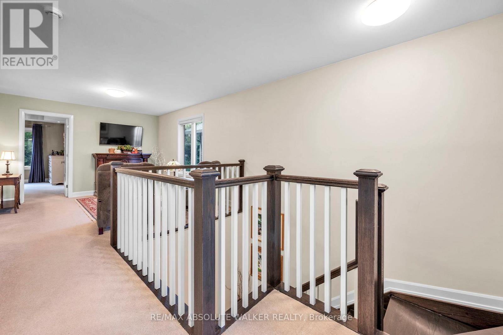 502 Moodie Drive, Ottawa, Ontario  K2H 8A7 - Photo 16 - X12428584
