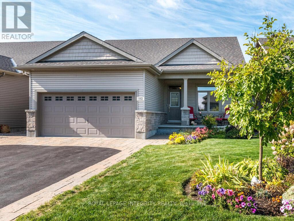 112 ELFIN GROVE, Ottawa, Ontario