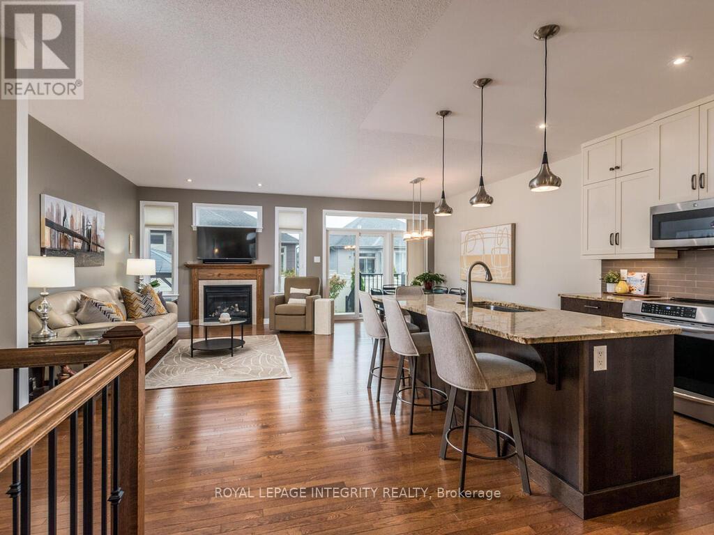 112 Elfin Grove, Ottawa, Ontario  K2V 0B7 - Photo 14 - X12428593