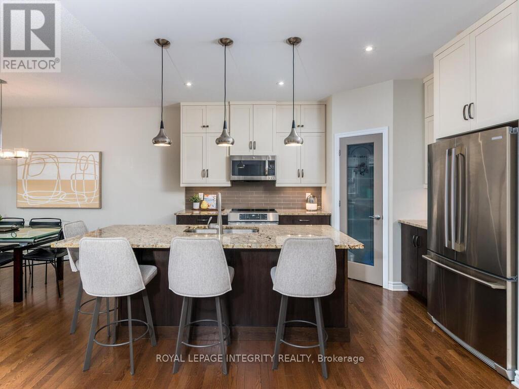 112 Elfin Grove, Ottawa, Ontario  K2V 0B7 - Photo 17 - X12428593