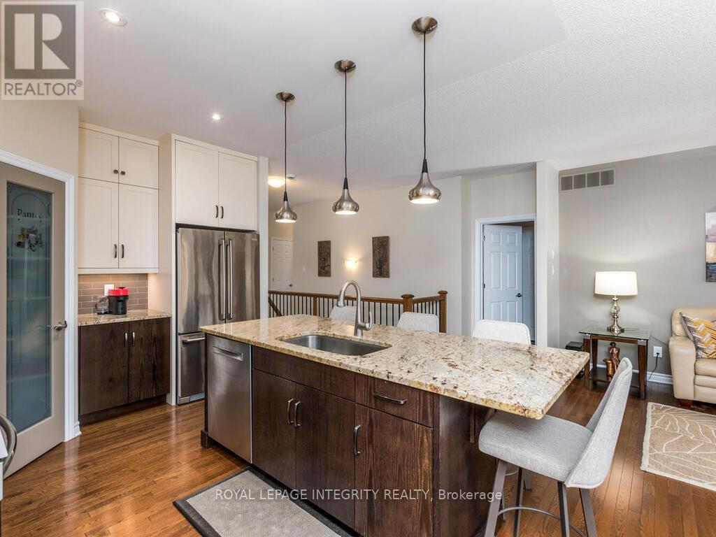 112 Elfin Grove, Ottawa, Ontario  K2V 0B7 - Photo 20 - X12428593
