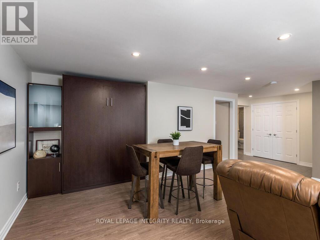 112 Elfin Grove, Ottawa, Ontario  K2V 0B7 - Photo 33 - X12428593