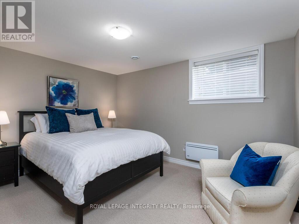 112 Elfin Grove, Ottawa, Ontario  K2V 0B7 - Photo 34 - X12428593