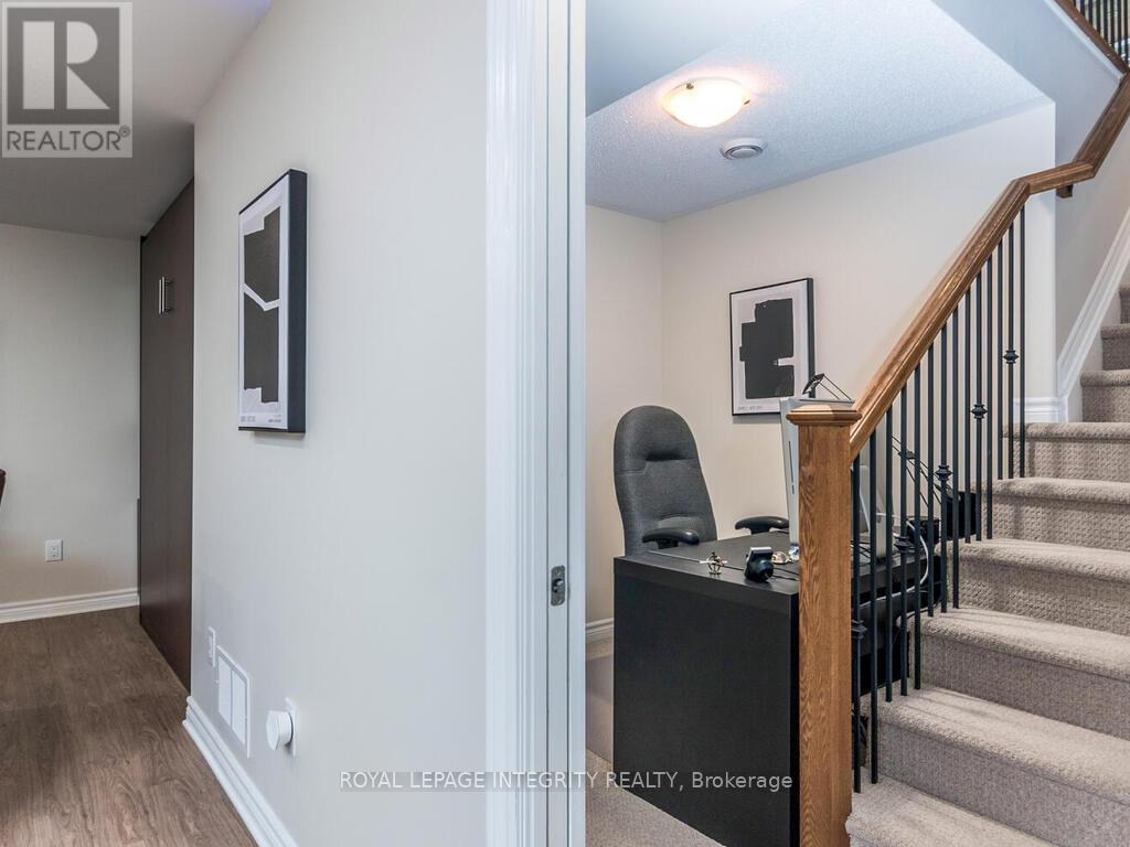 112 Elfin Grove, Ottawa, Ontario  K2V 0B7 - Photo 36 - X12428593