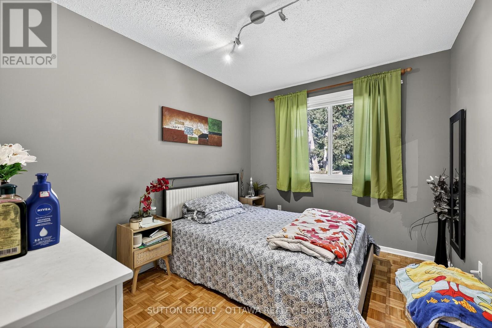 1000 Adley Road N, Ottawa, Ontario  K1J 8B9 - Photo 15 - X12428664
