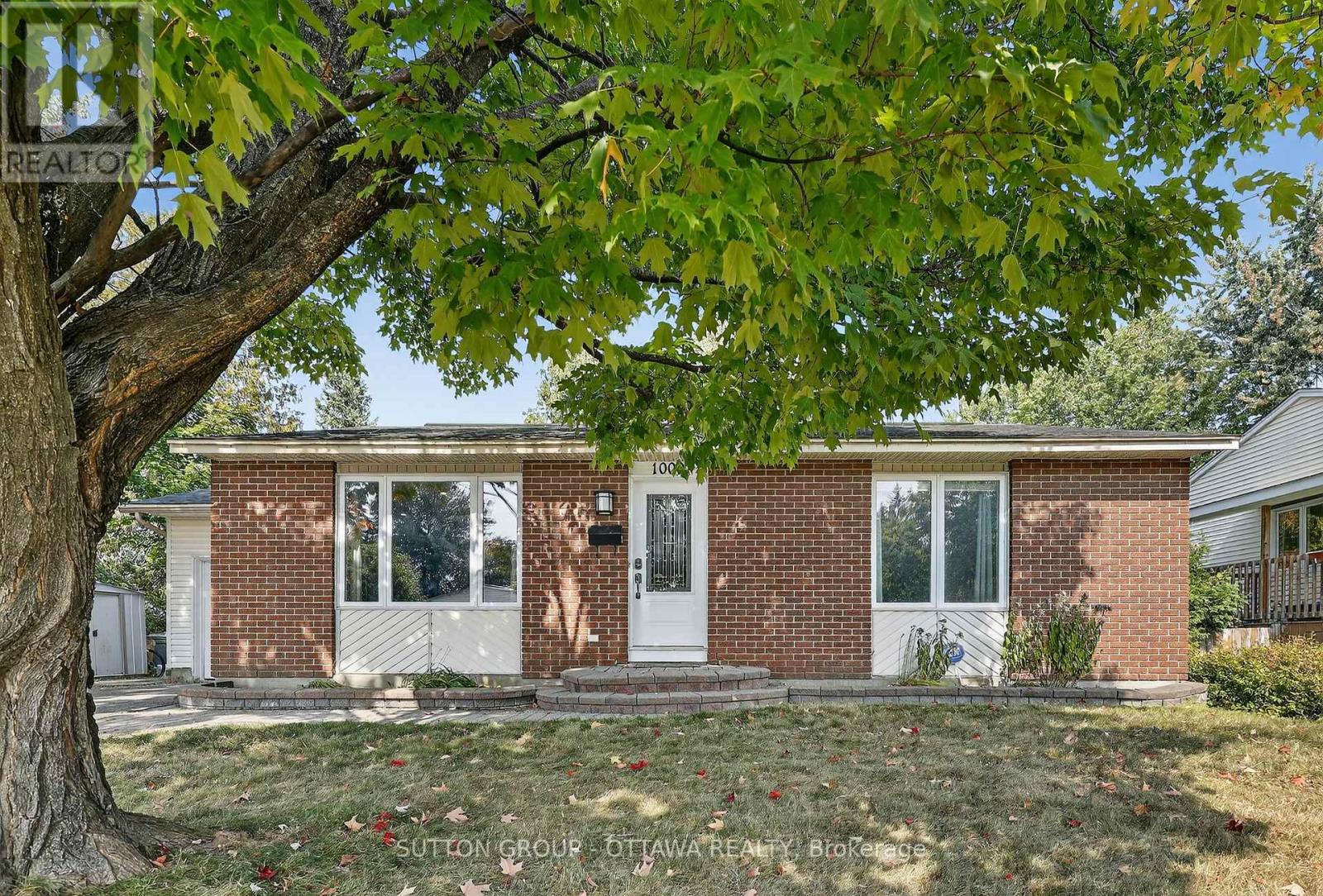 1000 Adley Road N, Ottawa, Ontario  K1J 8B9 - Photo 3 - X12428664
