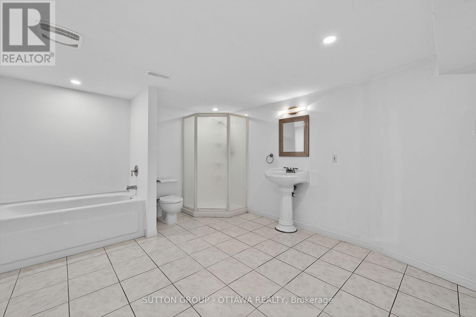 1000 Adley Road N, Ottawa, Ontario  K1J 8B9 - Photo 31 - X12428664