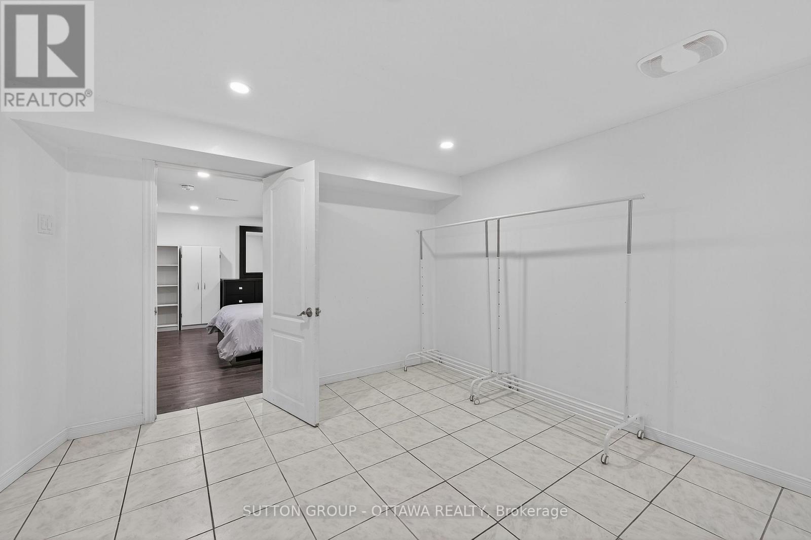1000 Adley Road N, Ottawa, Ontario  K1J 8B9 - Photo 33 - X12428664