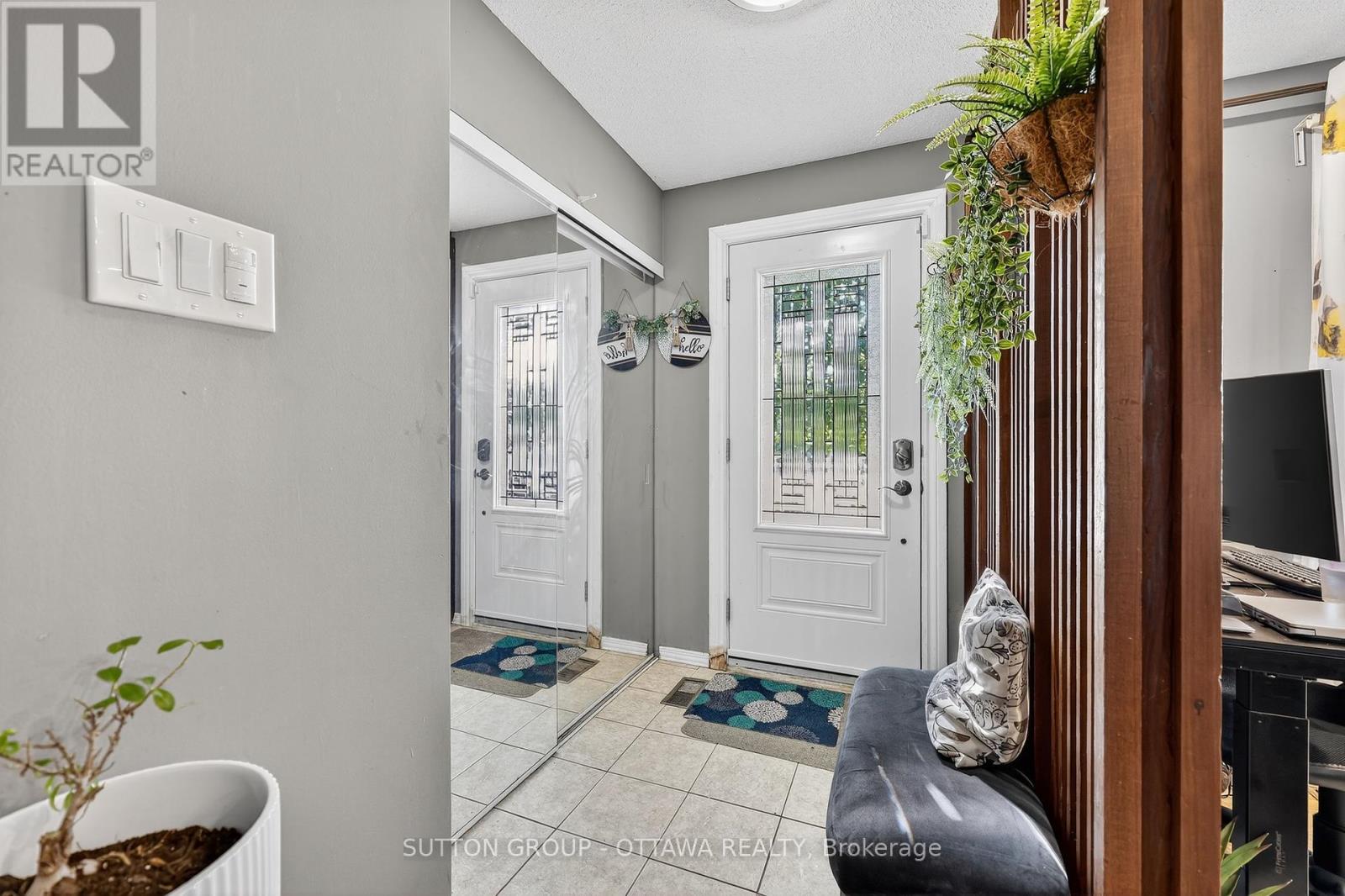 1000 Adley Road N, Ottawa, Ontario  K1J 8B9 - Photo 4 - X12428664