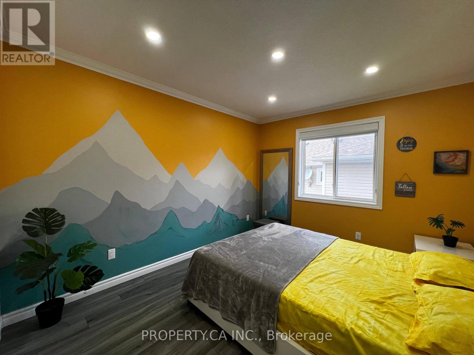 59 Lee Street, Wasaga Beach, Ontario  L9Z 2Z8 - Photo 22 - S12428448