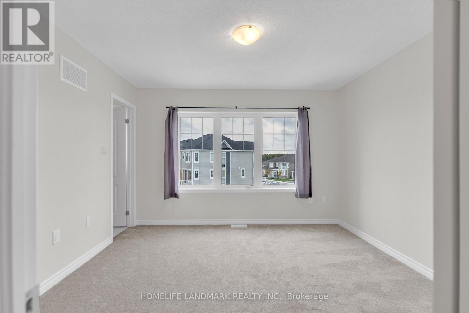 6 Spencer Boulevard, Wasaga Beach, Ontario  L9Z 0K1 - Photo 20 - S12428496