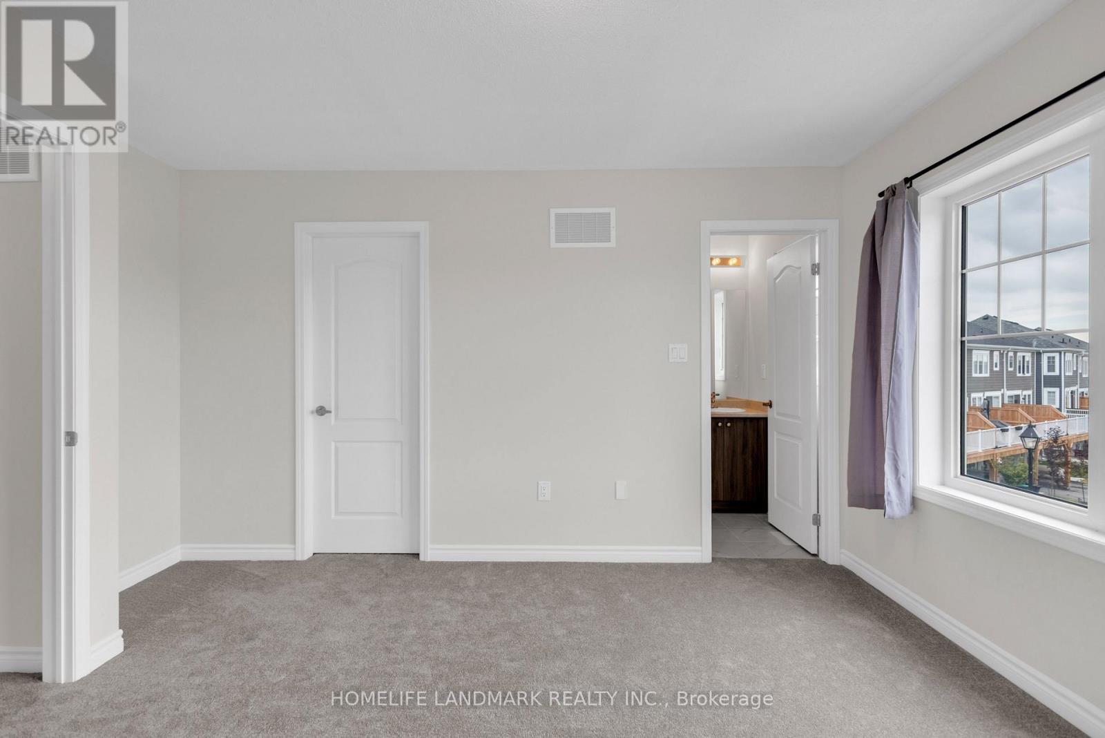 6 Spencer Boulevard, Wasaga Beach, Ontario  L9Z 0K1 - Photo 21 - S12428496