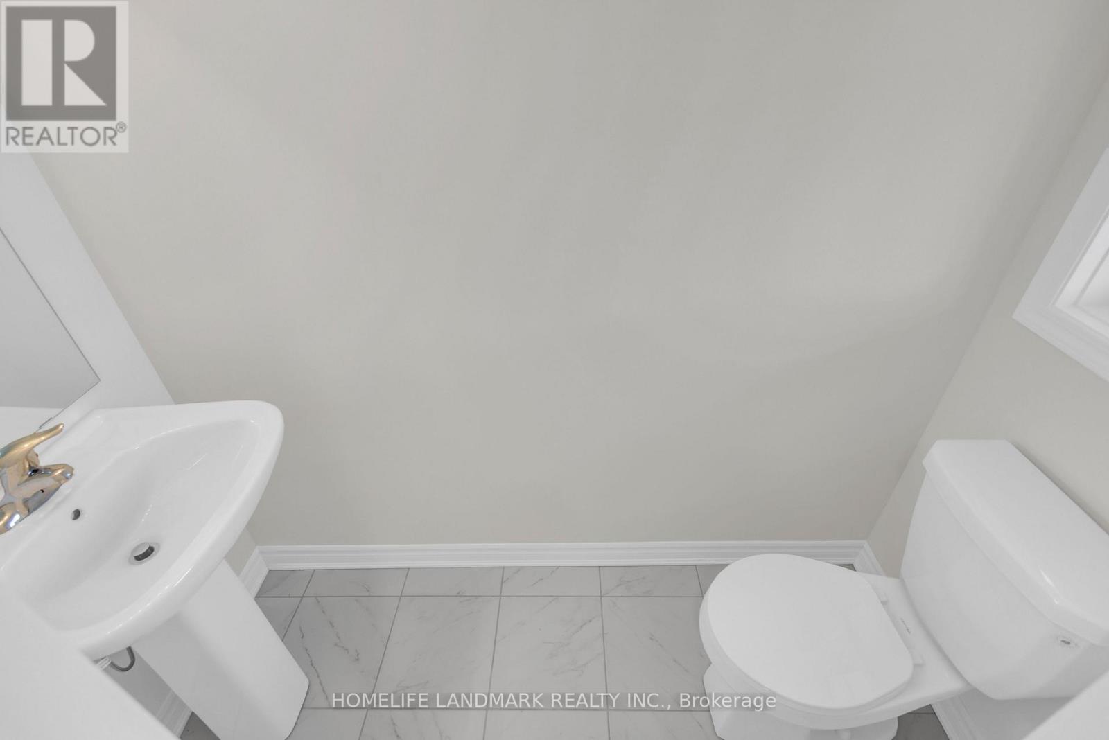 6 Spencer Boulevard, Wasaga Beach, Ontario  L9Z 0K1 - Photo 9 - S12428496