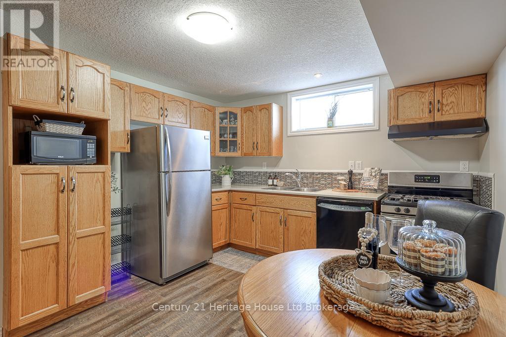 57 Fuller Drive, Ingersoll, Ontario  N5C 4H4 - Photo 26 - X12428596