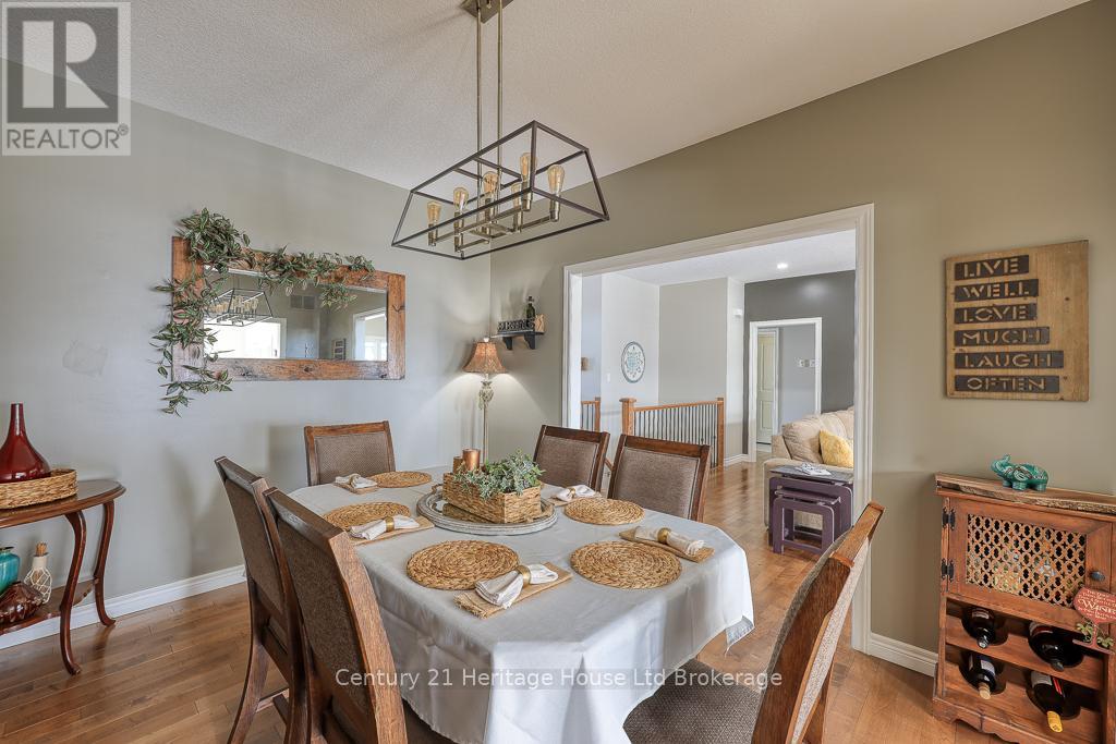 57 Fuller Drive, Ingersoll, Ontario  N5C 4H4 - Photo 7 - X12428596