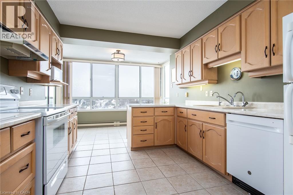 2 Lancaster Street E Unit# 504, Kitchener, Ontario  N2H 6S3 - Photo 20 - 40773146